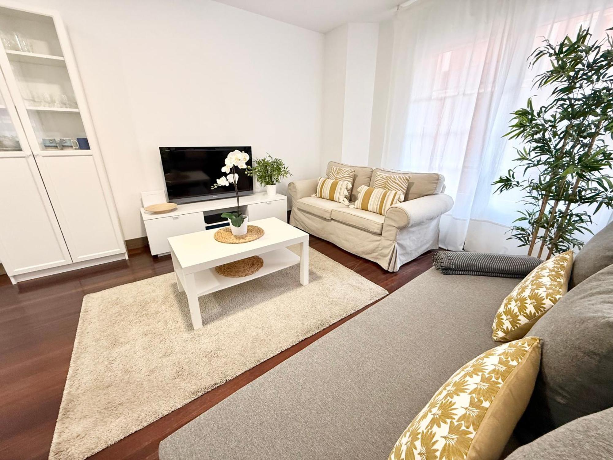 Castro Holidays - Centrico Piscina Urbanizacion Garaje Gratis Кастро-Урдиалес Экстерьер фото